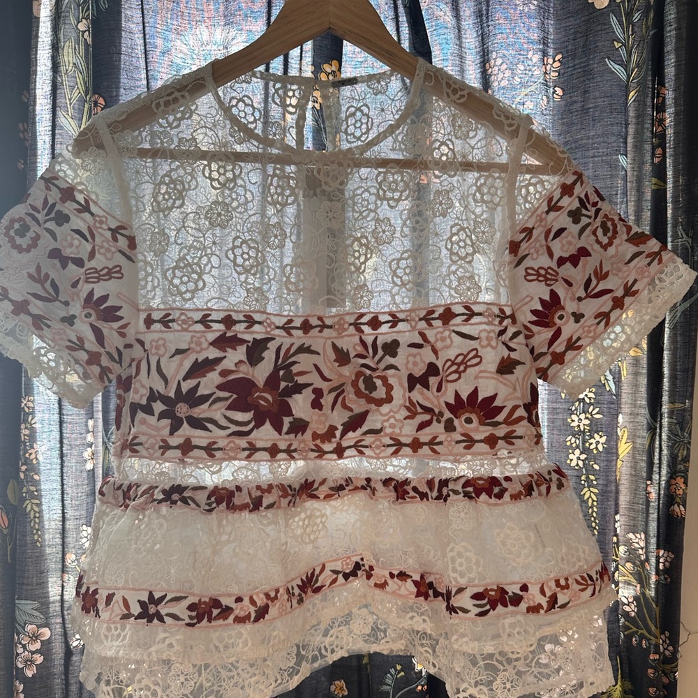 NEW WITH TAGS CHAN LUU TOP